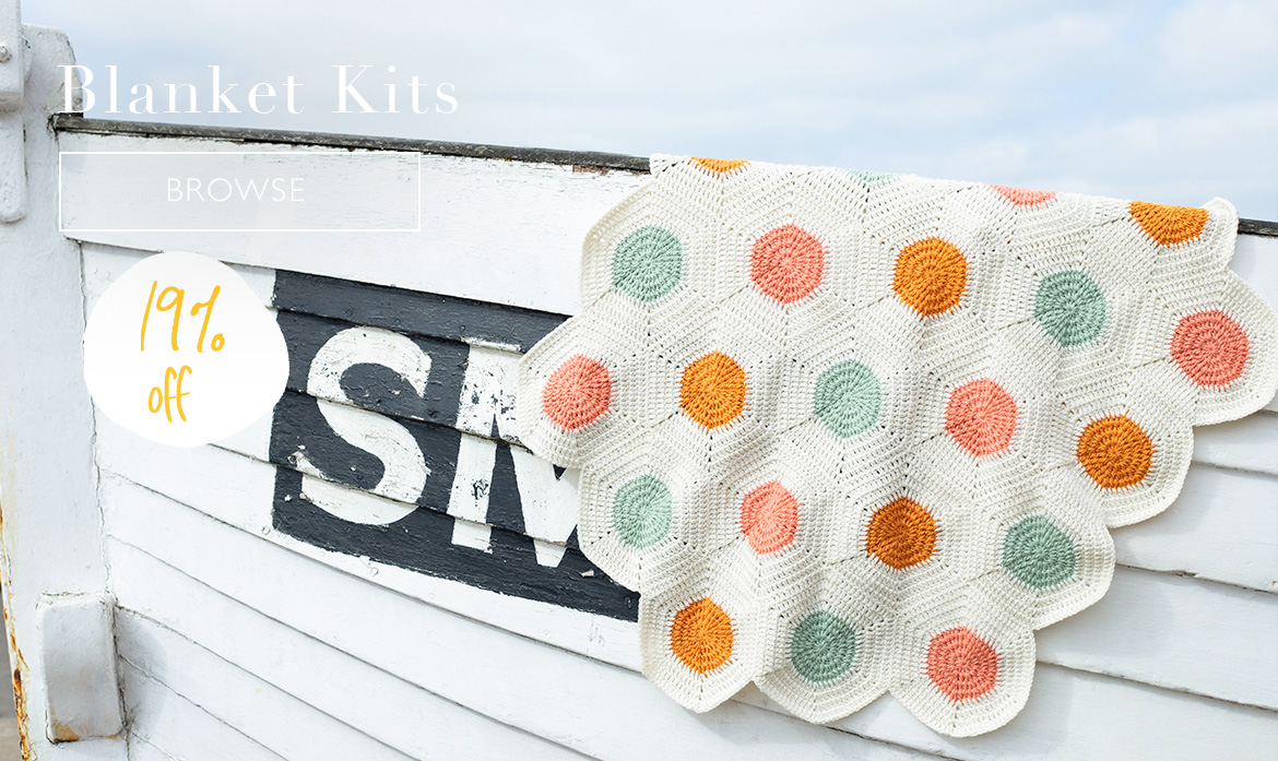 Home blankets discount toft crochet patterns polka dot